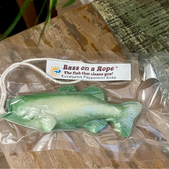 Bass Soap on a Rope. Eucalyptus Peppermint Soap. New in packaging. - Picture 3 of 6